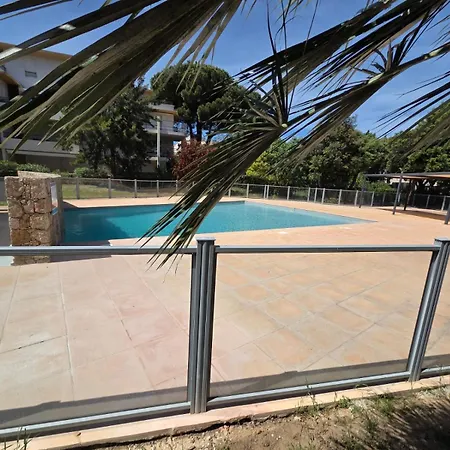 2 Pieces 5 Couchages Daire Calvi (Corsica)