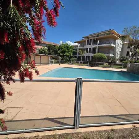 2 Pieces 5 Couchages Calvi (Corsica)